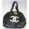 Image 1 : REPLICA CHANEL PURSE W/ WHITE LOGO