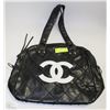 Image 1 : REPLICA CHANEL PURSE W/ WHITE LOGO