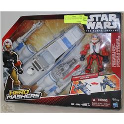 STAR WARS XWING & PILOT SET