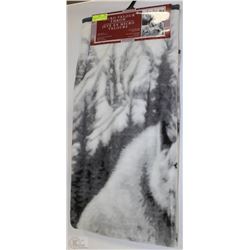 WOLF SCENE MICRO PLUSH QUEEN BLANKET