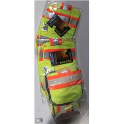 LOT OF 3 SAFETY VESTS - FITS ALL
