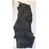 Image 1 : PAIR OF PUT-IT-ON BLACK COVERALLS SIZE 52T