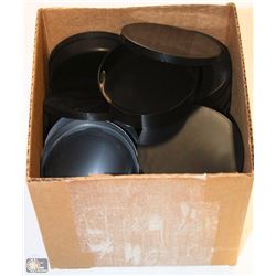BOX OF 3M BLACK ROUND CONTAINERS