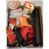 Image 1 : BOX OF ASSORTED ITEMS INCL CORDED REUSABLE PLUGS,