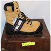 Image 1 : PAIR OF KODIAK CSA APPROVED THINSULATE STEEL TOE