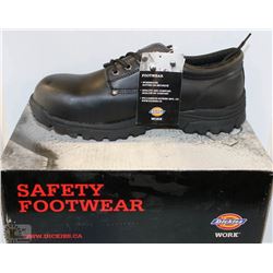 PAIR OF DICKIES 'THATCHER' CSA  APPROVED SIZE 12