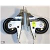 Image 1 : LOT OF 2 BLACK LOCKING CASTERS