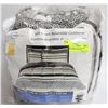 Image 1 : MAINSTAYS SOFT TOUCH REVERSIBLE COMFORTER