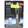 Image 1 : BRAUN COOLTEC SHAVER WITH CHARGING STAND