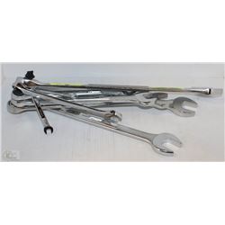 LOT OF 9 ASSORTED SIZE WESTWARD COMBO WRENCHES