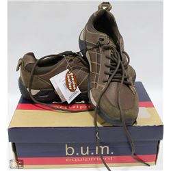 BUM EQUIPMENT MENS RUNNERS - SIZE 10