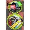 Image 1 : LOT OF ASSORTED KITCHEN ITEMS IN BUCKET X2