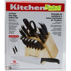 KITCHEN AID 16 PIECE FINE EDGE KNIFE SET W/BLOCK