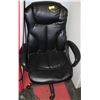 Image 1 : BLACK LEATHERETTE HYDRAULIC LIFT OFFICE CHAIR