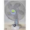 Image 1 : AIR WORKS 5 BLADE TABLE FAN