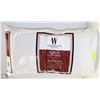 Image 1 : WAMSUTTA MEDIUM SUPPORT KING PILLOW