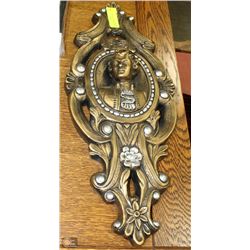 HEAVY CHALK PIECE WALL HANGING