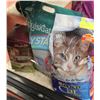 Image 1 : KITTY FOOD, KITTY LINERS AND KITTY LITTER
