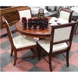 ROUND WOOD TABLE WITH 4 SIDECHAIRS