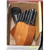 Image 1 : BOX WITH KNIFE BLOCK AND CAPHALON KNIFE SET WITH