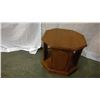 Image 2 : VILAS MAPLE ENDTABLE