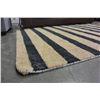 Image 2 : AREA CARPET