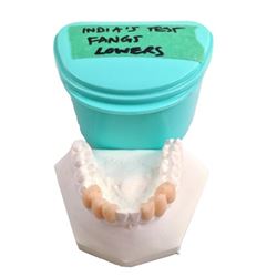 Underworld: Awakening Eve (India Eisley) Movie Props