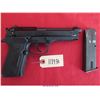Image 1 : BERETTA M-9