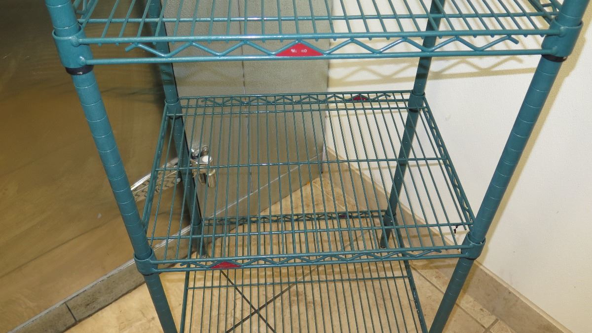 Green Metro Shelving Unit w/4 Shelves (24