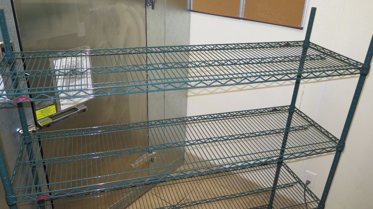 Green Metro Shelving Unit w/4 Shelves 60