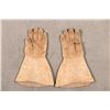Image 2 : Embroidered Metis Gauntlets, 13 ½" long