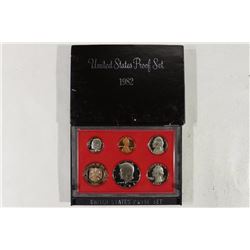 1982 US PROOF SET (WITH BOX)