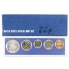 Image 2 : 1966 US SPECIAL MINT SET WITH BOX