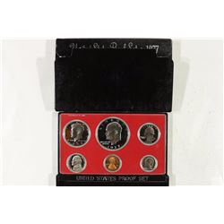 1977 US PROOF SET (WITH BOX)