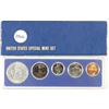 Image 2 : 1966 US SPECIAL MINT SET WITH BOX