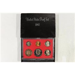 1982 US PROOF SET (WITH BOX)