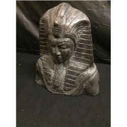 EGYPTIAN ART STATUE
