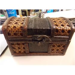 WOOD AND WICKER JEWELRY BOX WITH CONTENTS