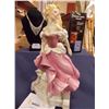 Image 1 : FRANKLIN MINT - 1988 "CINDERELLA" COMES WITH BOX 10.25" TALL - HAS SMALL CHIP ON BOTTOM OF DRESS IN 