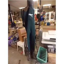 HIP WADERS- HODGMAN -SIZE 8 FEET