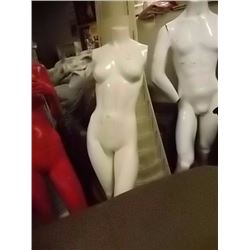 MANNEQUIN - WOMAN - NECK TO TOE - WHITE