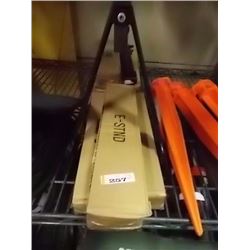 NEW METAL EASEL STAND - 8 X 8 X11" - 4/LOT