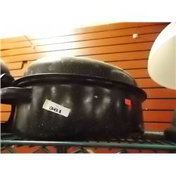ROASTING PAN WITH LID