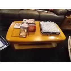 OAK FLIP TOP COFFEE TABLE