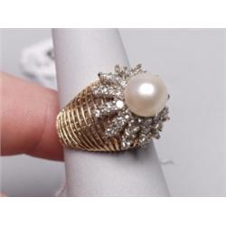 14K 9mm Pearl 1 Carat Diamond  Ring TW