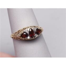 10K Vintage Garnet & Diamond Ring