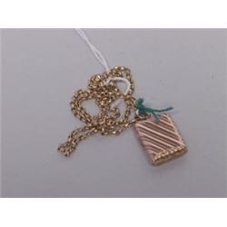 Vintage 9 Ct Gold Locket & Chain