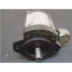 Bosch Hydraulic Pump, 5/8" Shaft