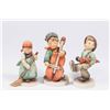 Image 1 : 3 Hummel Figures