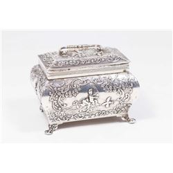 Figural 800 Silver Box